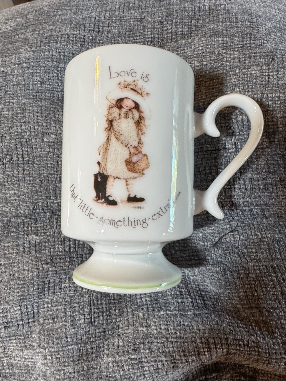 Holly Hobbie Vintage White 'Love Is That Little Something Extra” Pedestal Mug